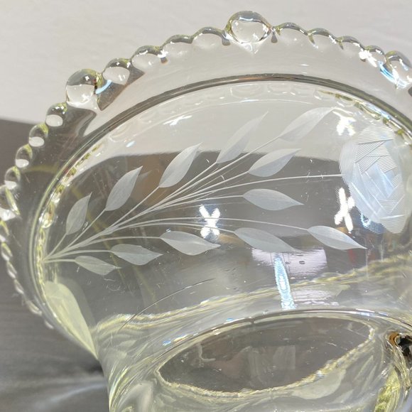 Vintage Circle Design Cut Glass Pedestal Candy Dish with Matching Lid & Designer - Picture 7 of 10
